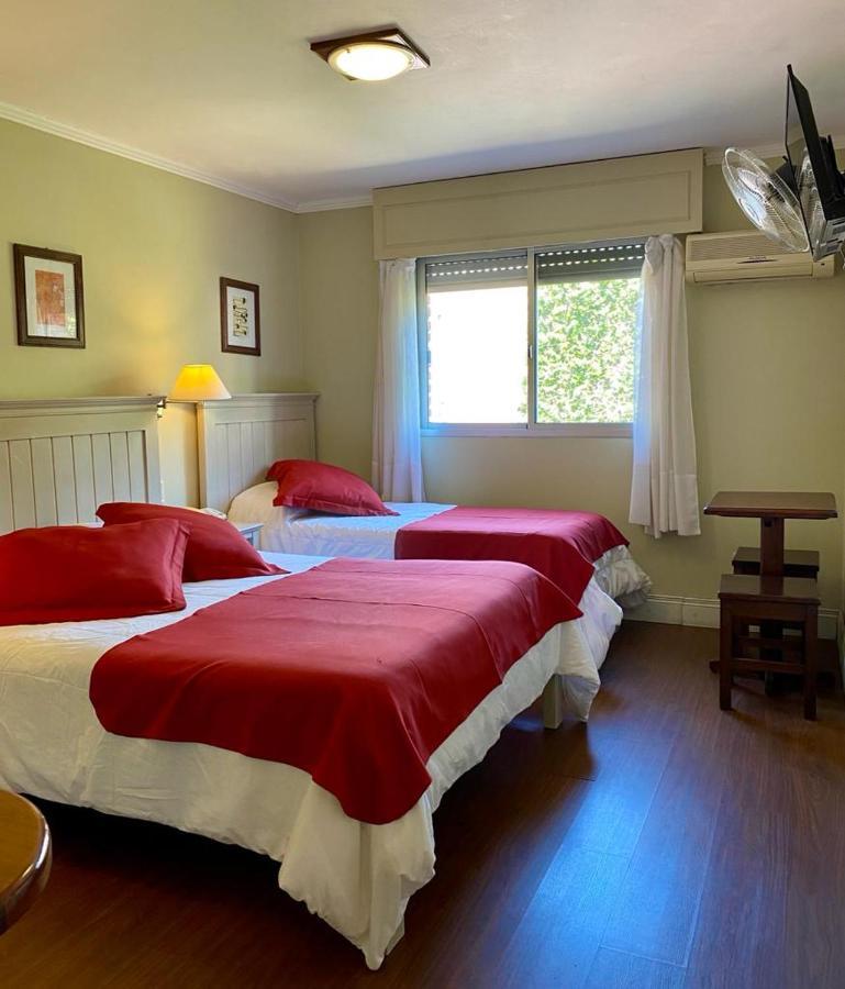 Ayres House Bed & Breakfast *